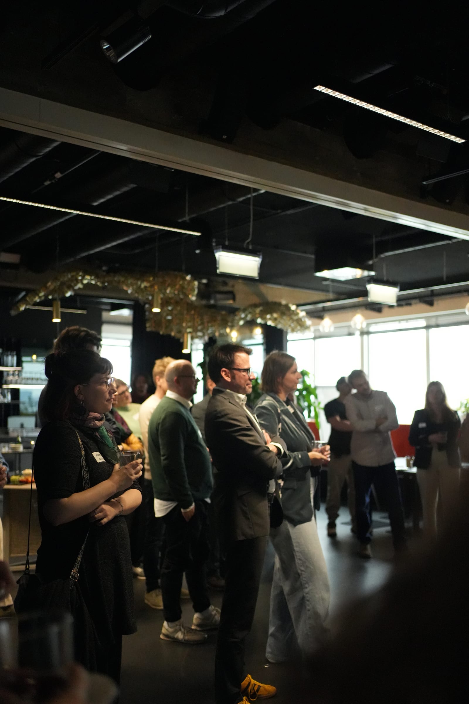 Evening networking moment
